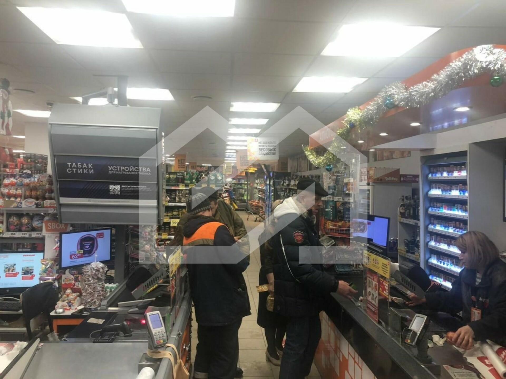 RpKXYUCcvcKR69FCq8Xp.jpeg