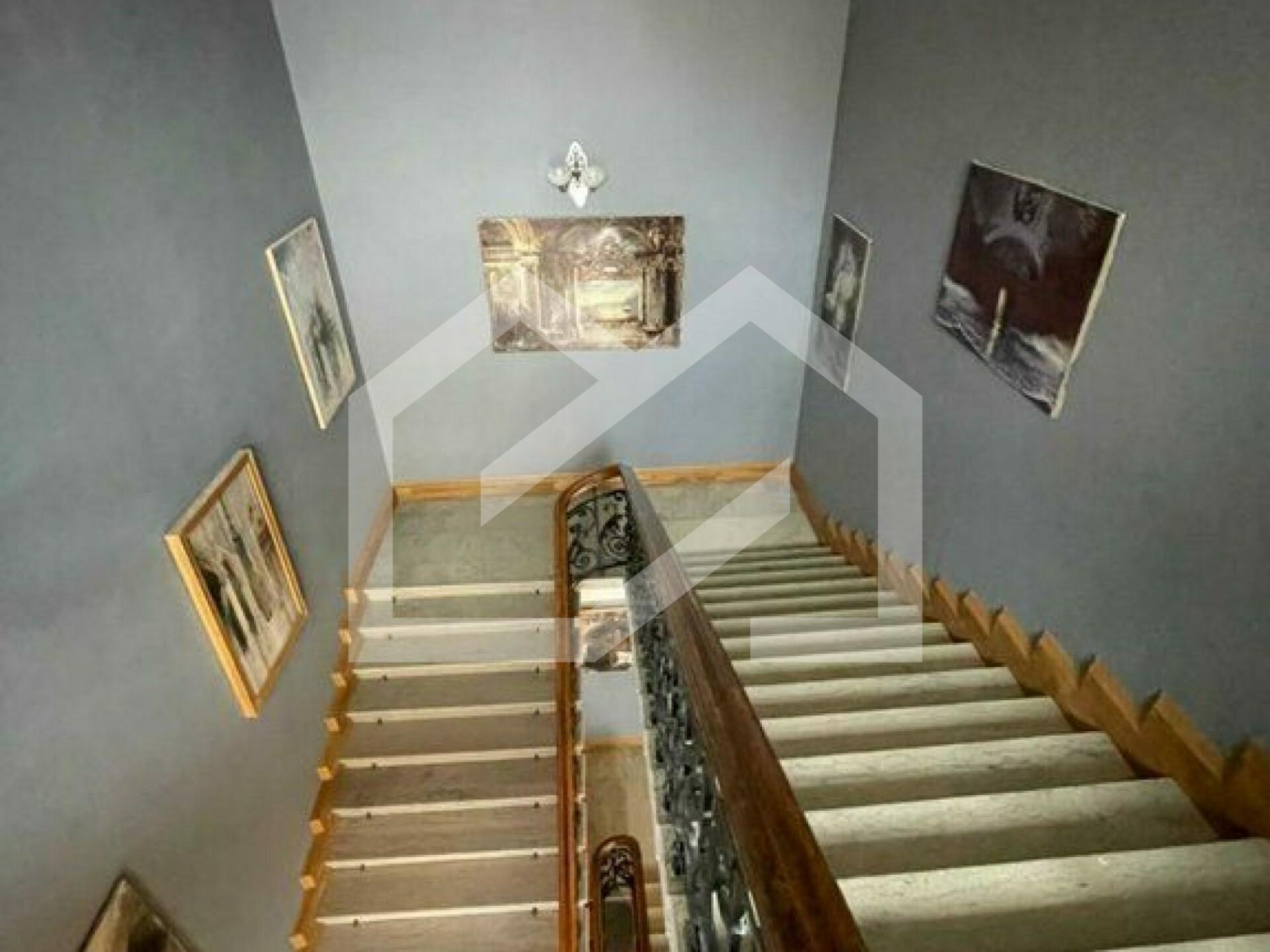 4DBOUAONiwYqs0ETuBrL.jpeg