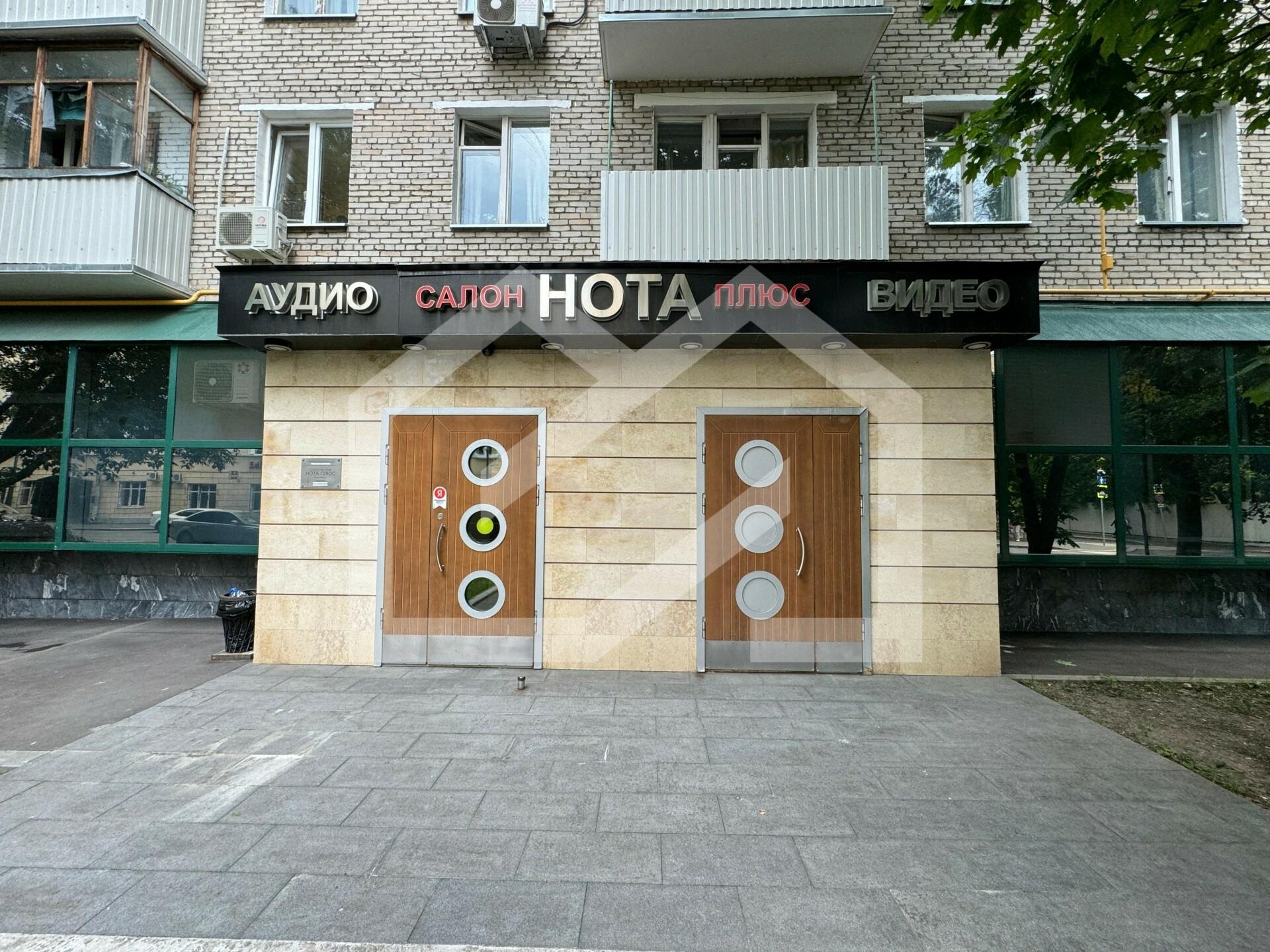 2I4KTSIZlyRexzb8uBkp.jpeg
