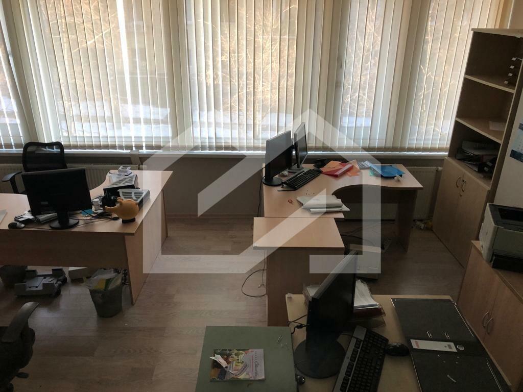 3ku0xSEKoKGzIO52RXJx.jpeg