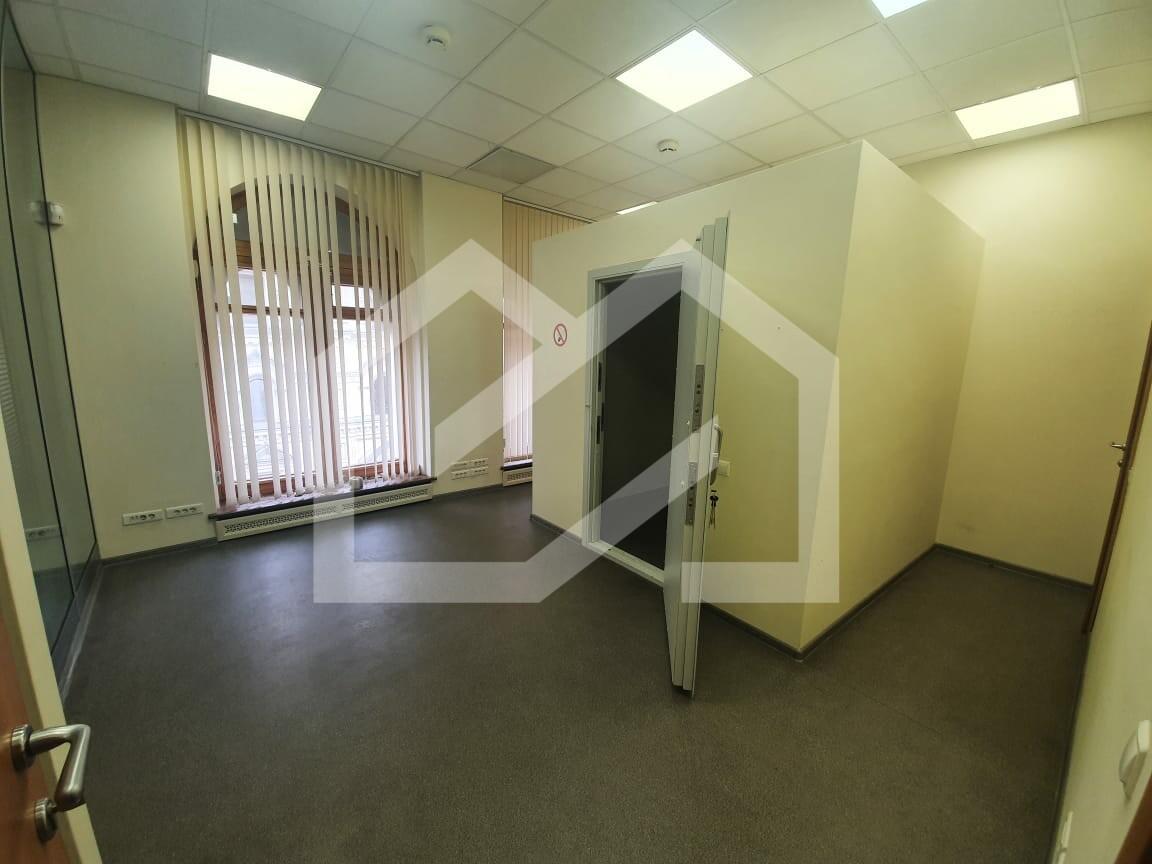 0ce5a0fd-a383-4ed1-b7fa-ecc3b6e153e4.jfif