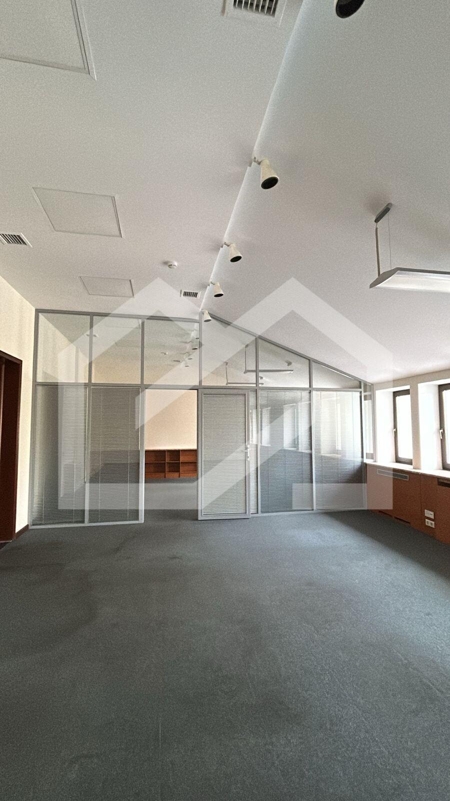 WhatsApp Image 2025-08-25 at 14.07.08.jpeg