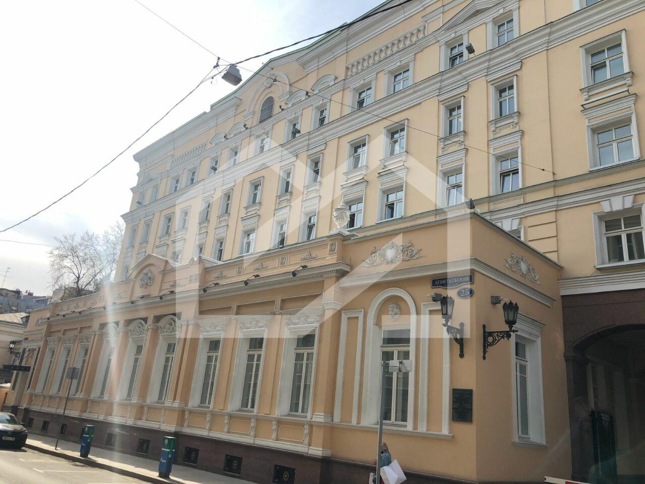 1116857660-6.jpg