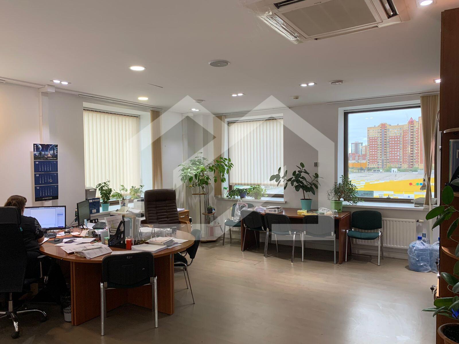 WhatsApp Image 2025-09-26 at 11.47.42 (1).jpeg