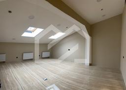 WhatsApp Image 2025-11-18 at 09.37.21.jpeg