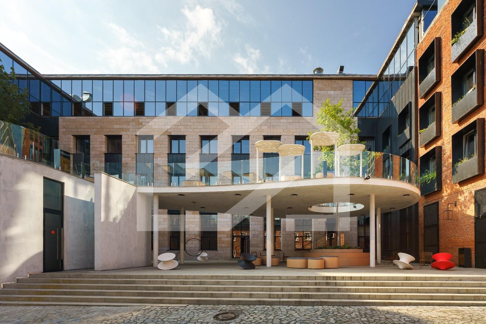 WhatsApp Image 2024-08-09 at 13.21.36 (1).jpeg