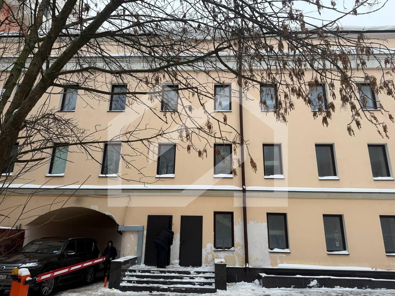 1af0ac28-d4cc-4435-9fcd-34de04d7847b.jpg