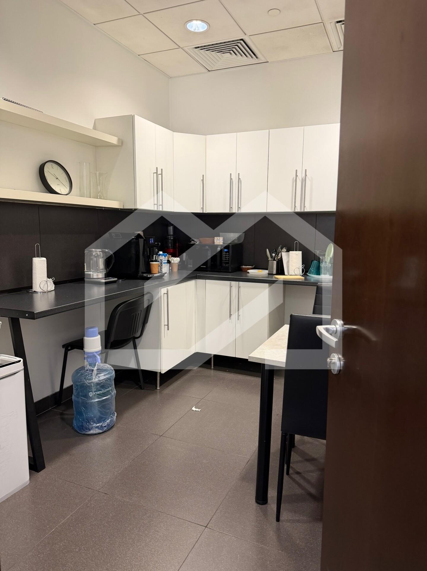 Pav B 26 floor   (19).jpg