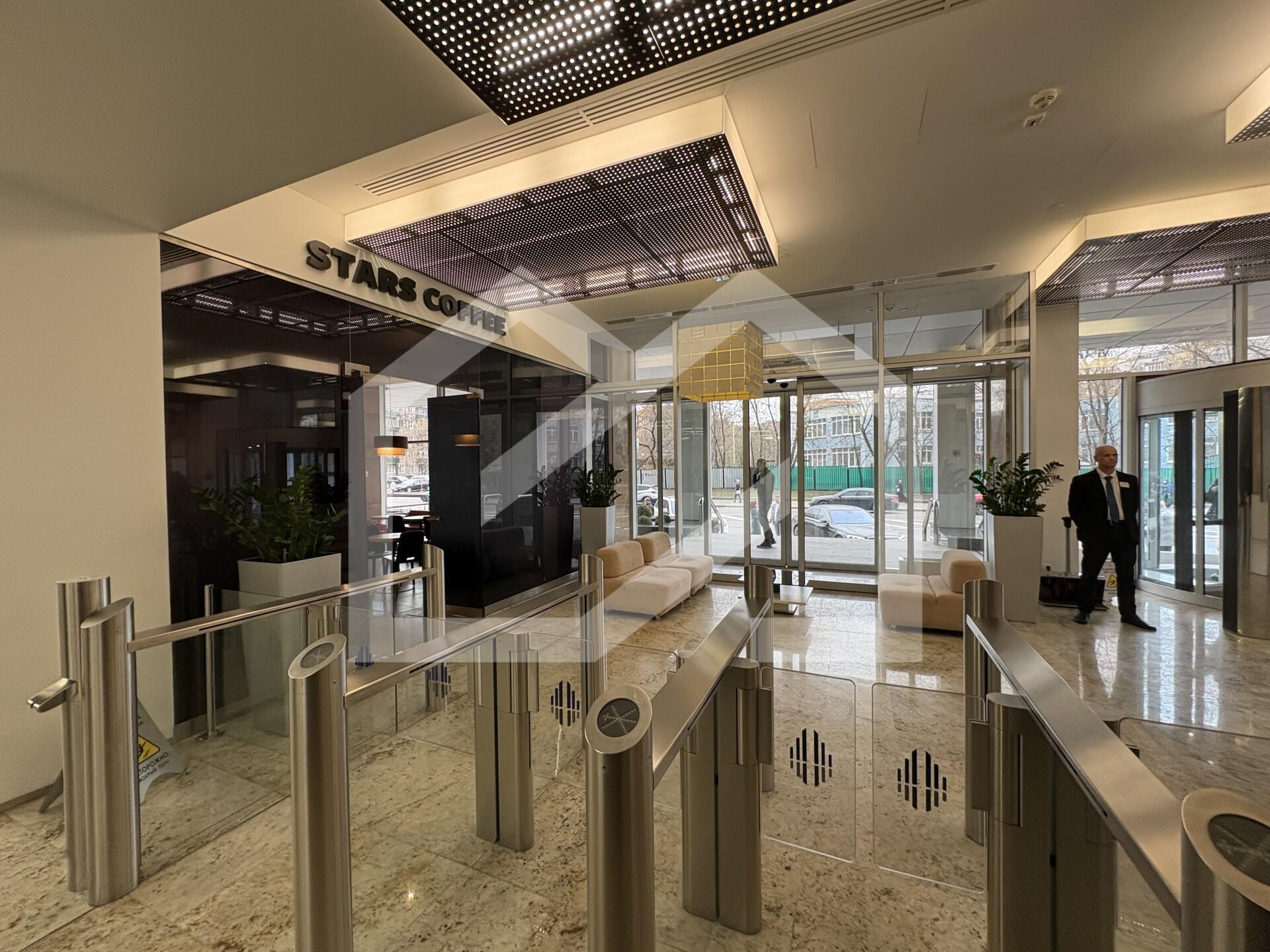 Лот 1. 1 этаж. 140,4 м2  (2).JPG