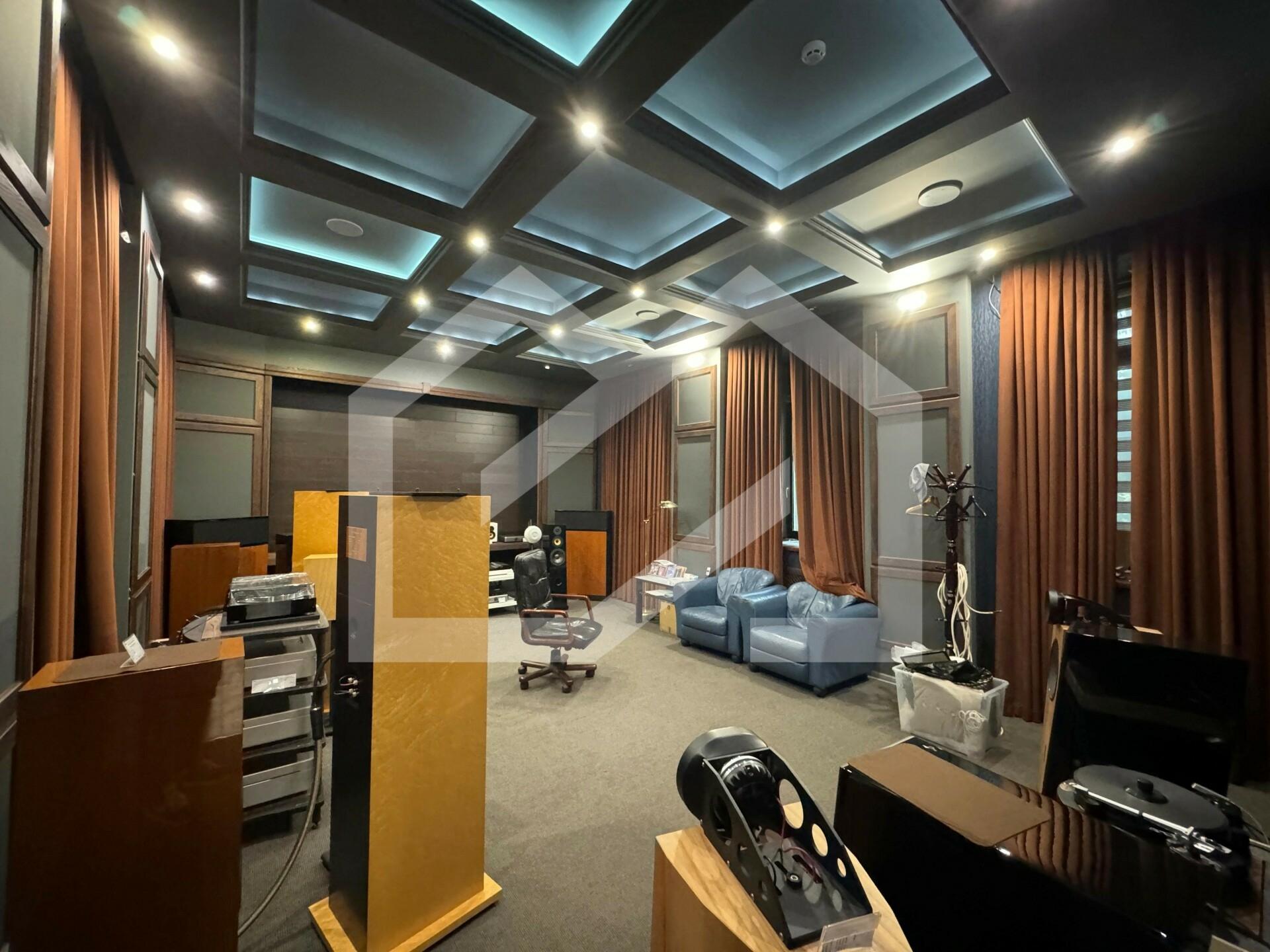 WhatsApp Image 2024-06-27 at 11.00.29.jpeg