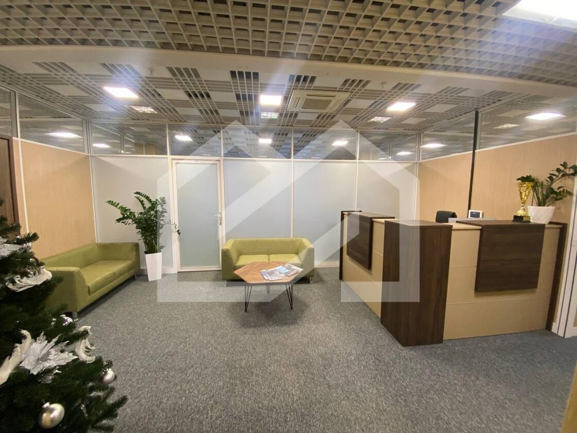 БЦ Воробьевский 1.6.10_Страница_09_Изображение_0002.jpg