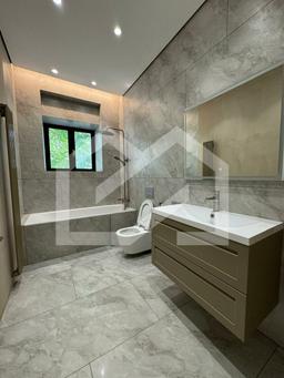 WhatsApp Image 2024-08-07 at 11.44.06 (2).jpeg