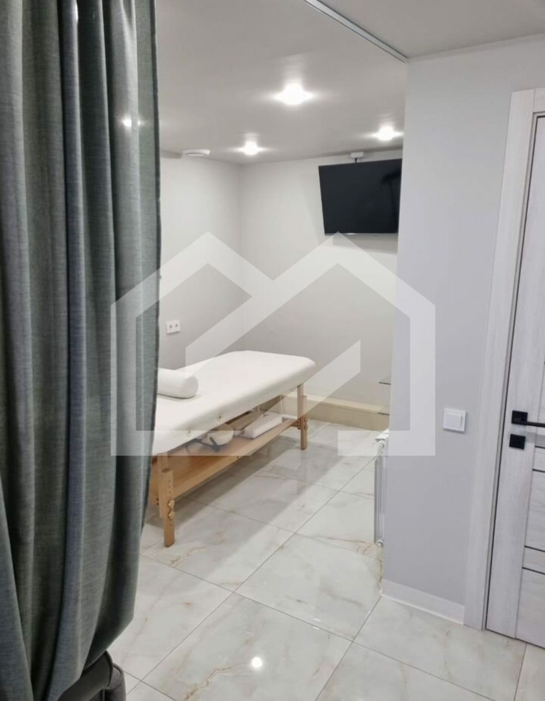 WhatsApp Image 2025-04-16 at 16.44.07 (1).jpeg