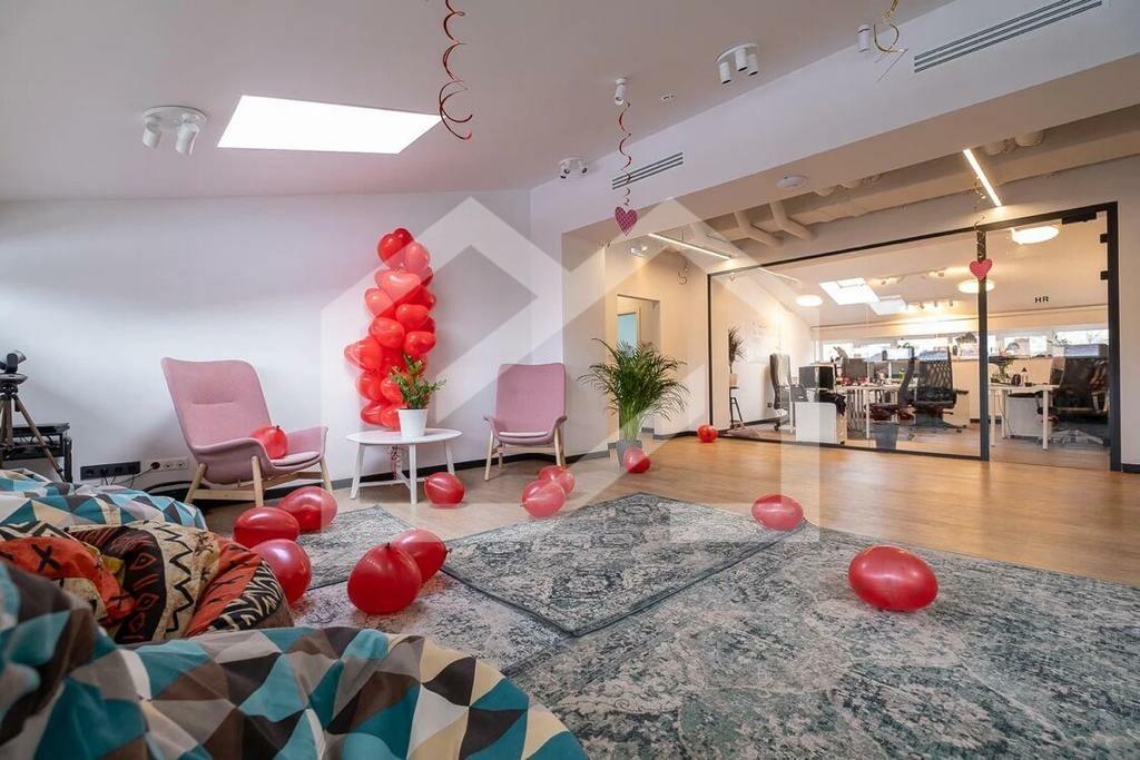 WhatsApp Image 2025-04-18 at 16.00.42 (1).jpeg