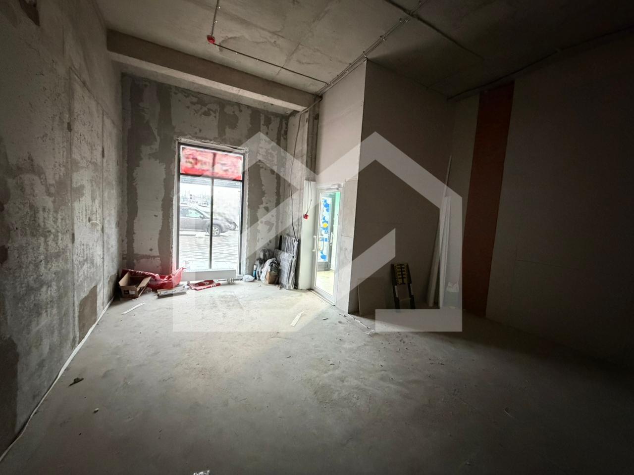 WhatsApp Image 2025-11-26 at 13.07.34-Photoroom.png