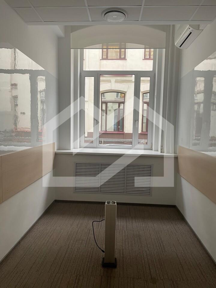 90468435.jpg